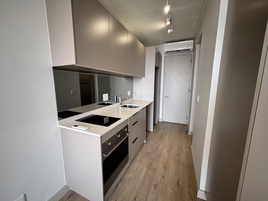 To Let 1 Bedroom Property for Rent in Rosebank Gauteng