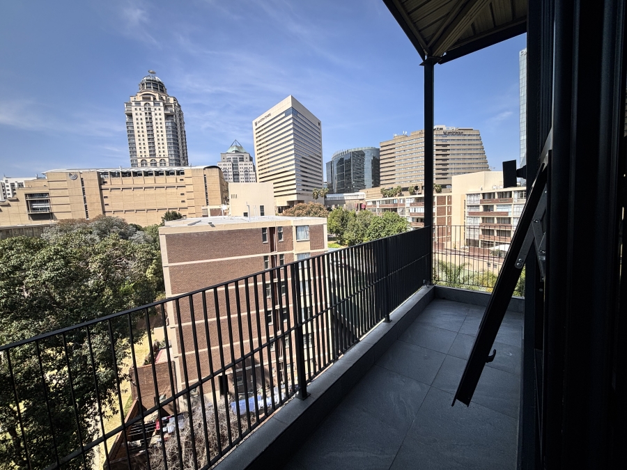 1 Bedroom Property for Sale in Sandown Gauteng