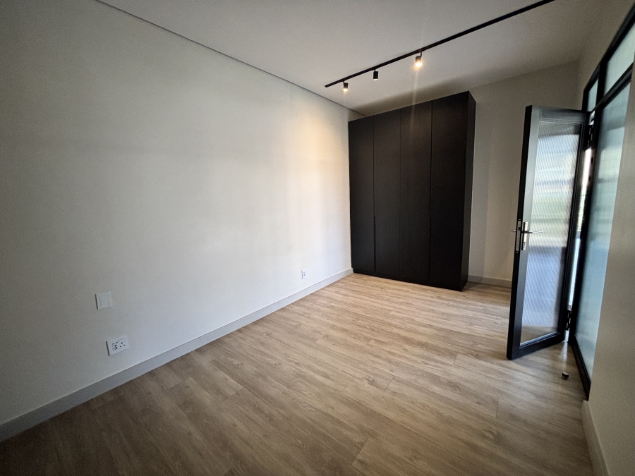1 Bedroom Property for Sale in Sandown Gauteng