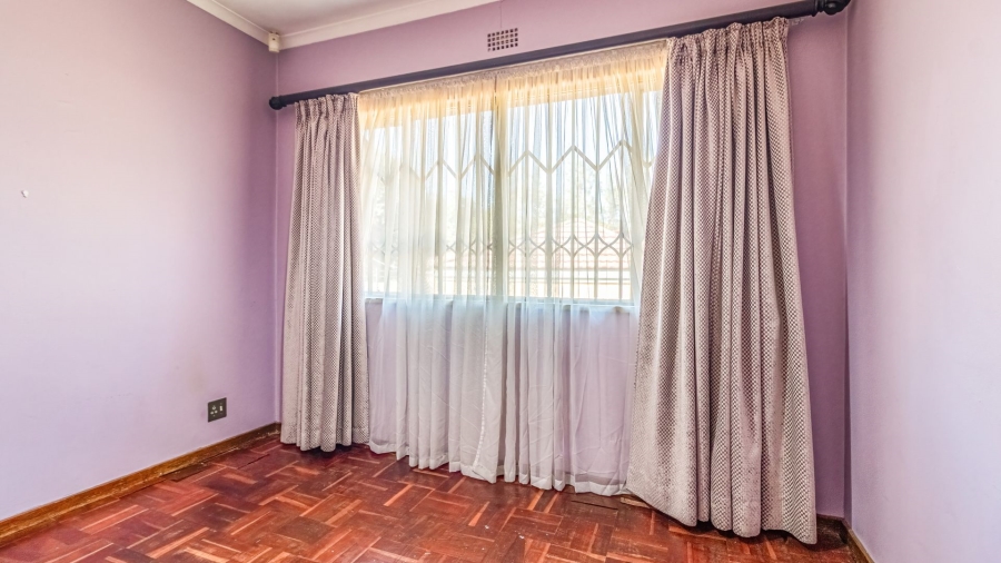 4 Bedroom Property for Sale in Lombardy East Gauteng