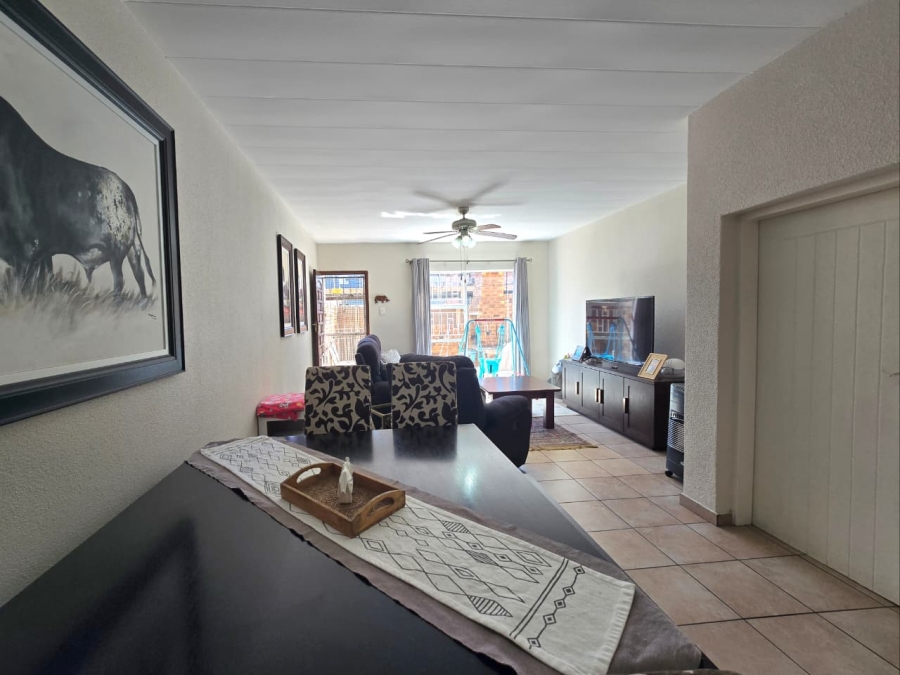 3 Bedroom Property for Sale in New Redruth Gauteng