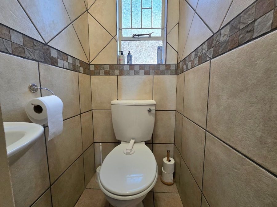 3 Bedroom Property for Sale in New Redruth Gauteng