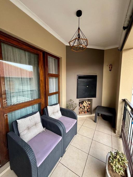 2 Bedroom Property for Sale in Meyersdal Gauteng