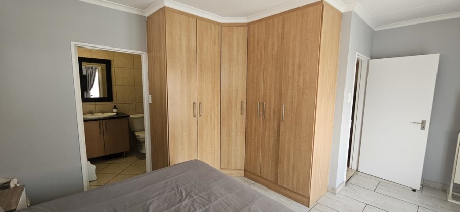 2 Bedroom Property for Sale in Meyersdal Gauteng