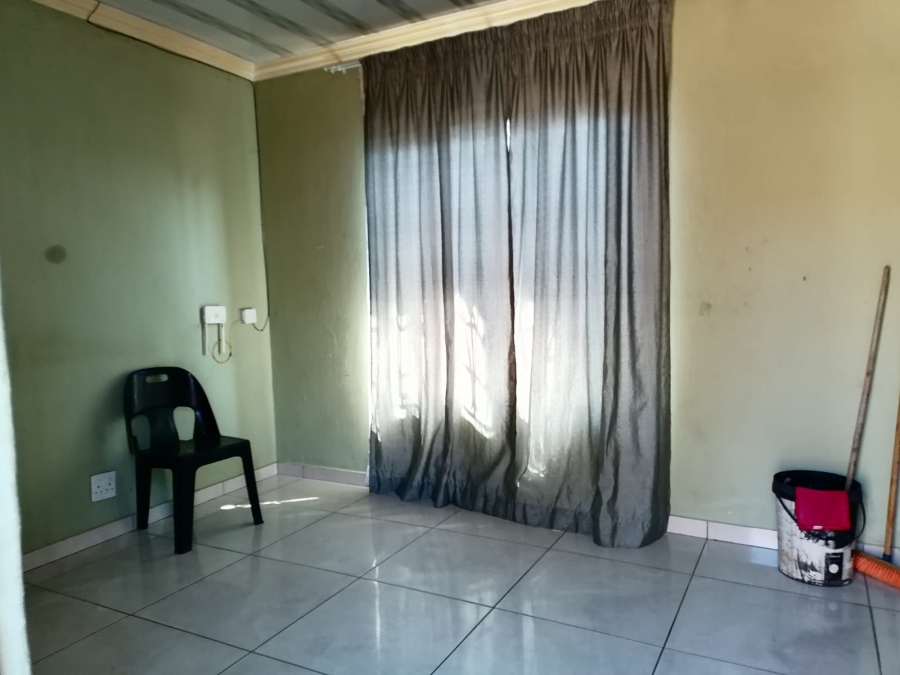 To Let 2 Bedroom Property for Rent in Danville Gauteng