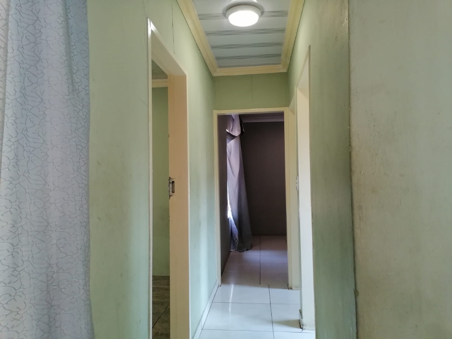 To Let 2 Bedroom Property for Rent in Danville Gauteng
