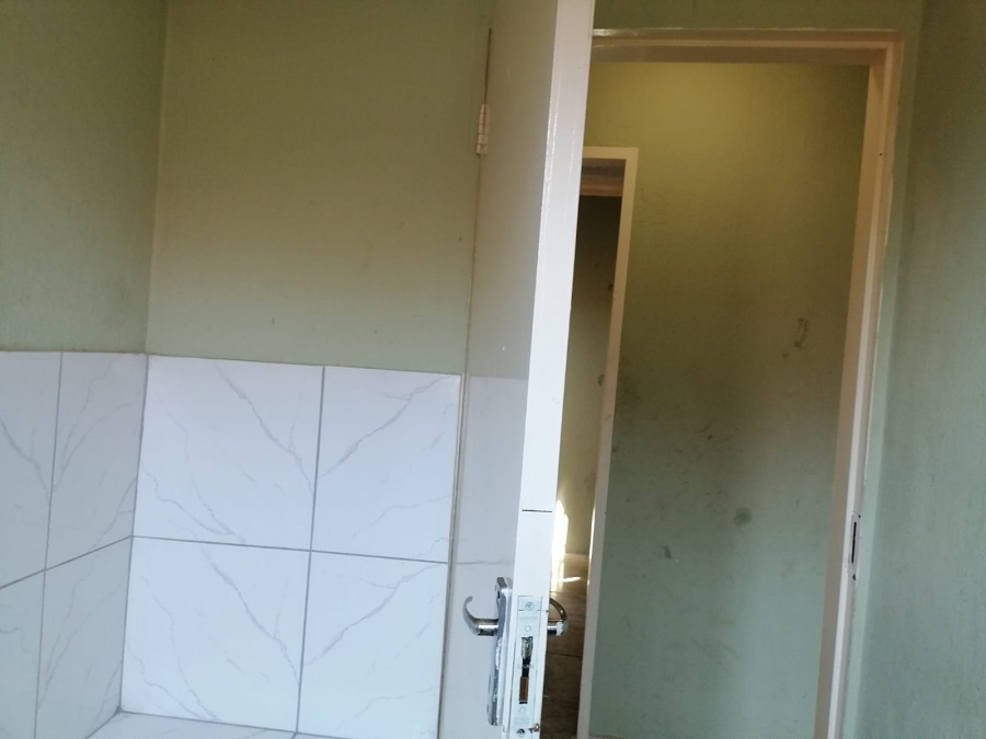 To Let 2 Bedroom Property for Rent in Danville Gauteng