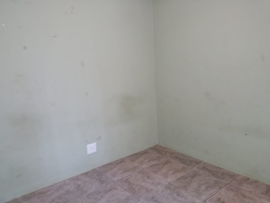 To Let 2 Bedroom Property for Rent in Danville Gauteng