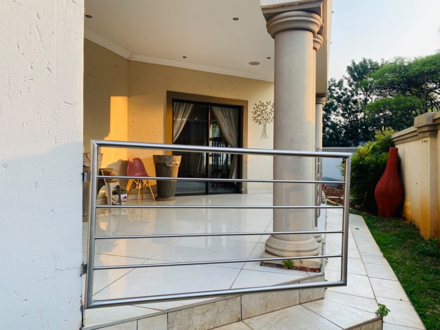 8 Bedroom Property for Sale in Garsfontein Gauteng
