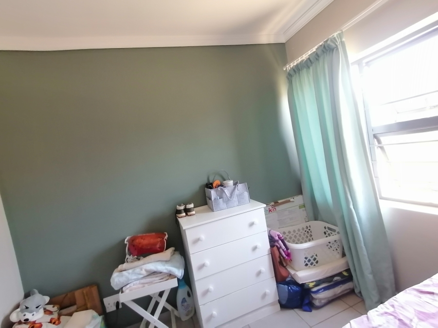 To Let 4 Bedroom Property for Rent in Lotus Gardens Gauteng