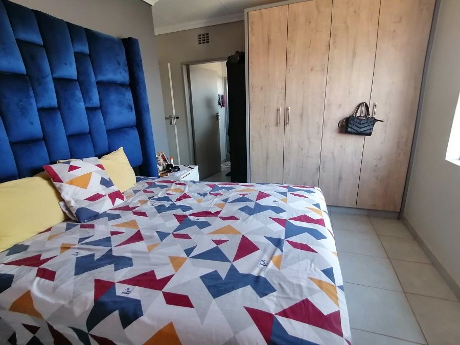 To Let 4 Bedroom Property for Rent in Lotus Gardens Gauteng