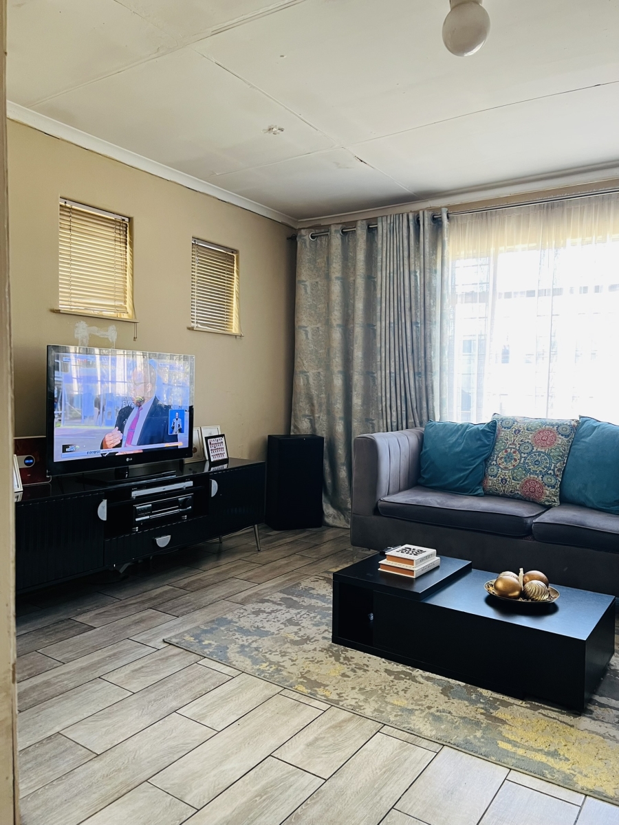 4 Bedroom Property for Sale in Newlands Gauteng