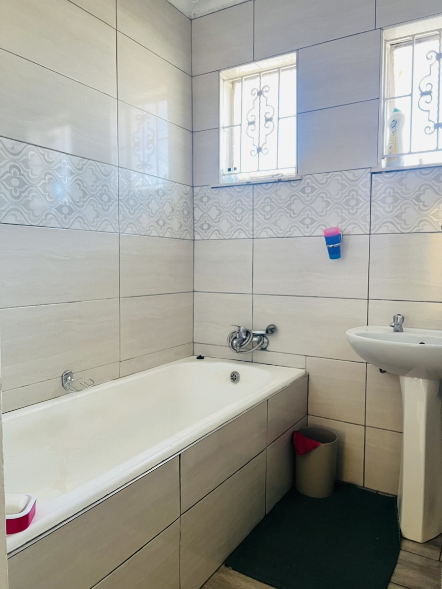 4 Bedroom Property for Sale in Newlands Gauteng