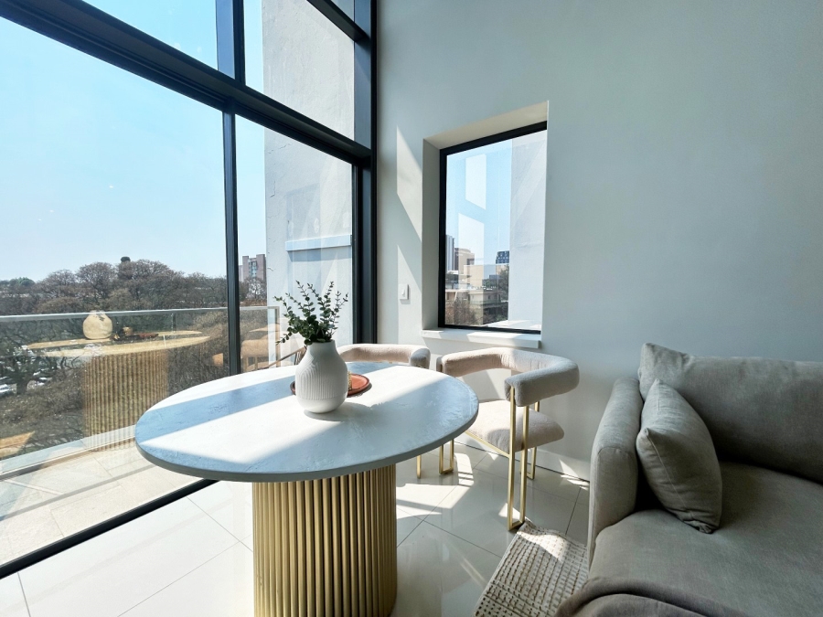 To Let 1 Bedroom Property for Rent in Rosebank Gauteng
