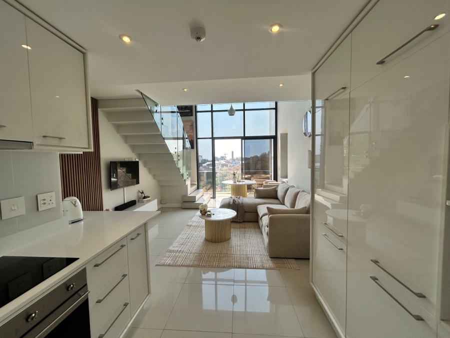 To Let 1 Bedroom Property for Rent in Rosebank Gauteng