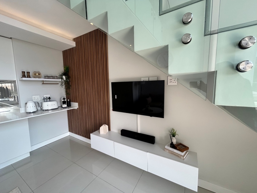 To Let 1 Bedroom Property for Rent in Rosebank Gauteng