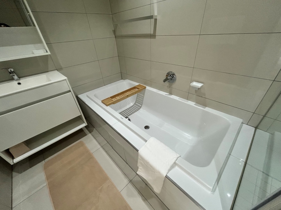To Let 1 Bedroom Property for Rent in Rosebank Gauteng