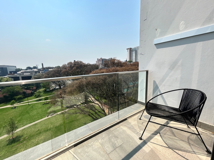 To Let 1 Bedroom Property for Rent in Rosebank Gauteng