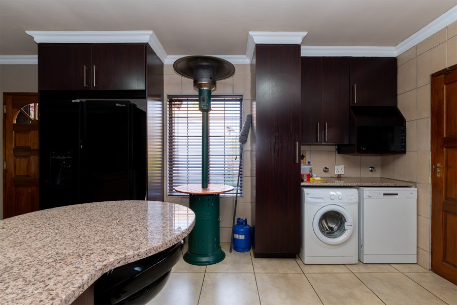 3 Bedroom Property for Sale in Brentwood Park Gauteng