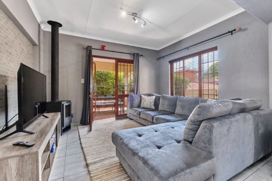 3 Bedroom Property for Sale in Sunninghill Gauteng
