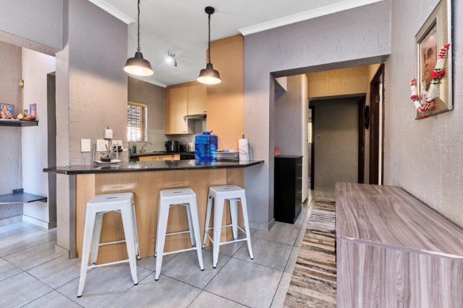 3 Bedroom Property for Sale in Sunninghill Gauteng