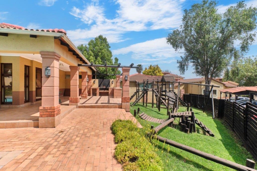 3 Bedroom Property for Sale in Sunninghill Gauteng
