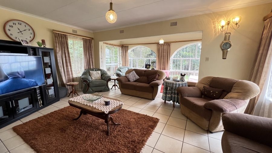 4 Bedroom Property for Sale in Hillshaven Gauteng