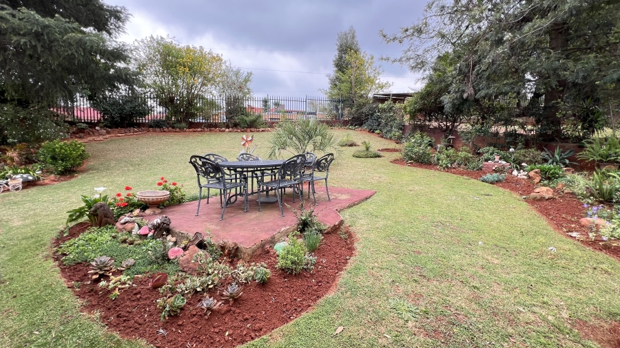 4 Bedroom Property for Sale in Hillshaven Gauteng