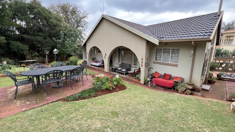 4 Bedroom Property for Sale in Hillshaven Gauteng