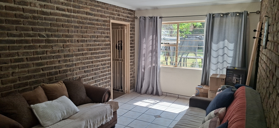 3 Bedroom Property for Sale in Kenmare Gauteng