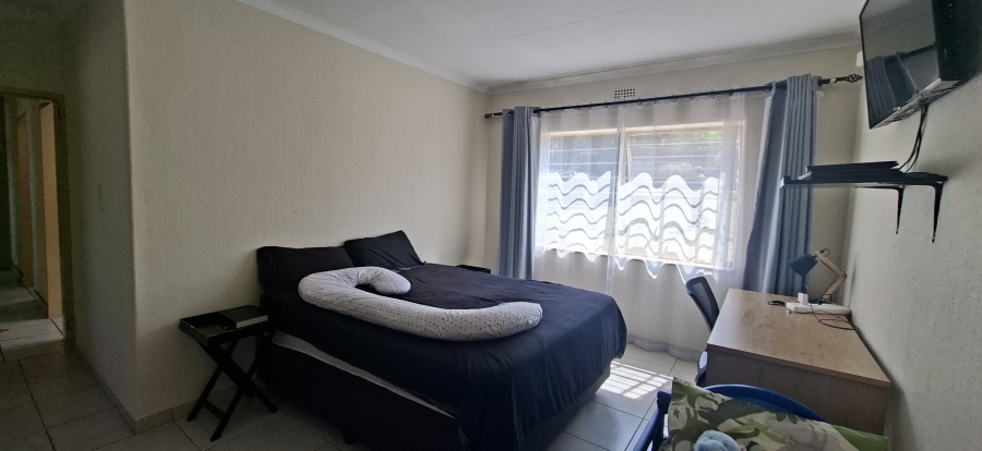 3 Bedroom Property for Sale in Kenmare Gauteng