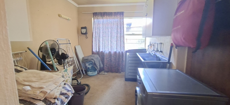 3 Bedroom Property for Sale in Kenmare Gauteng