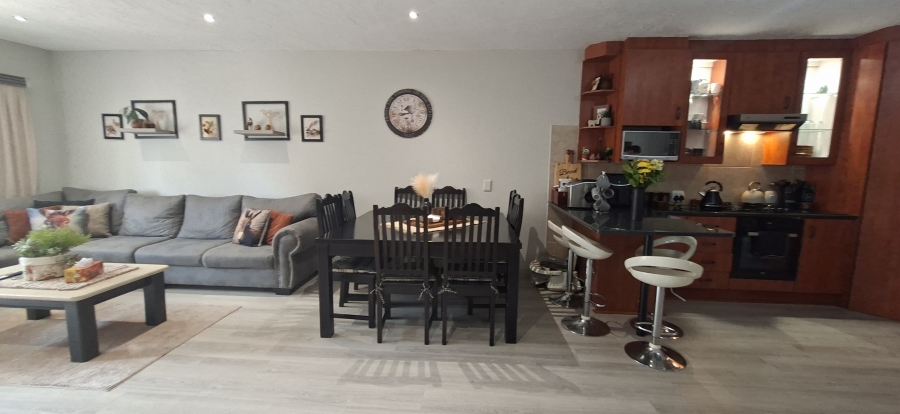 2 Bedroom Property for Sale in Sugar Bush Estate Gauteng