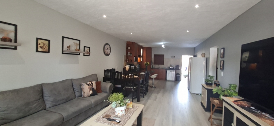 2 Bedroom Property for Sale in Sugar Bush Estate Gauteng