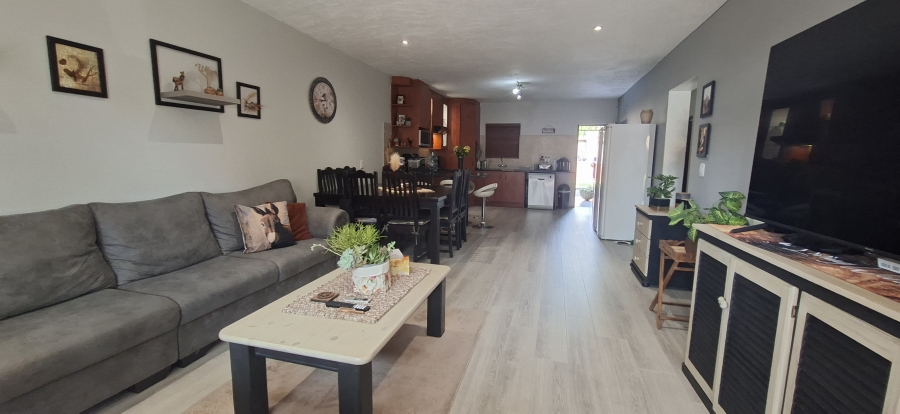 2 Bedroom Property for Sale in Sugar Bush Estate Gauteng