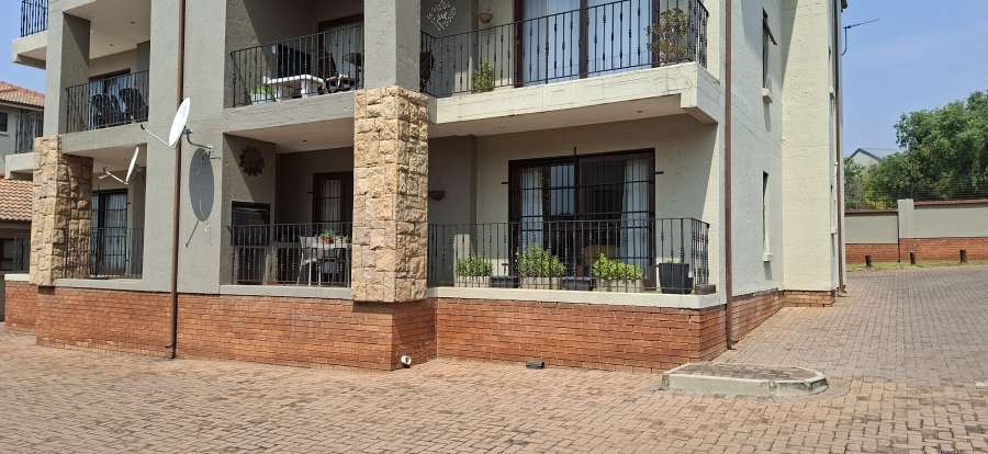 2 Bedroom Property for Sale in Sugar Bush Estate Gauteng