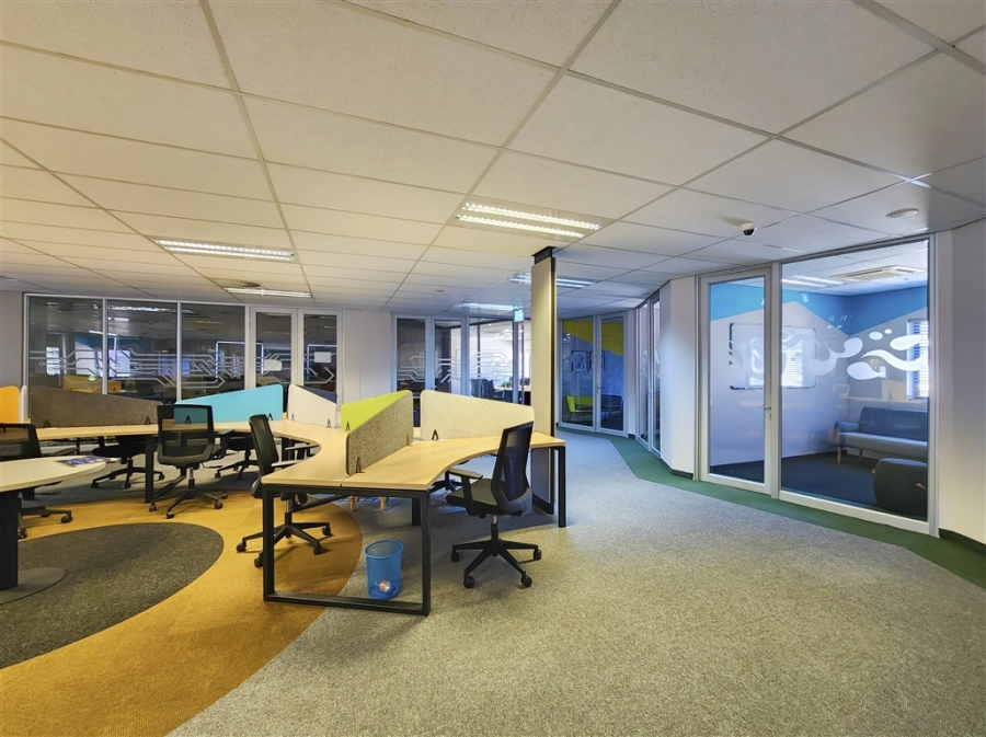 To Let Commercial Property for Rent in Strubensvallei Gauteng