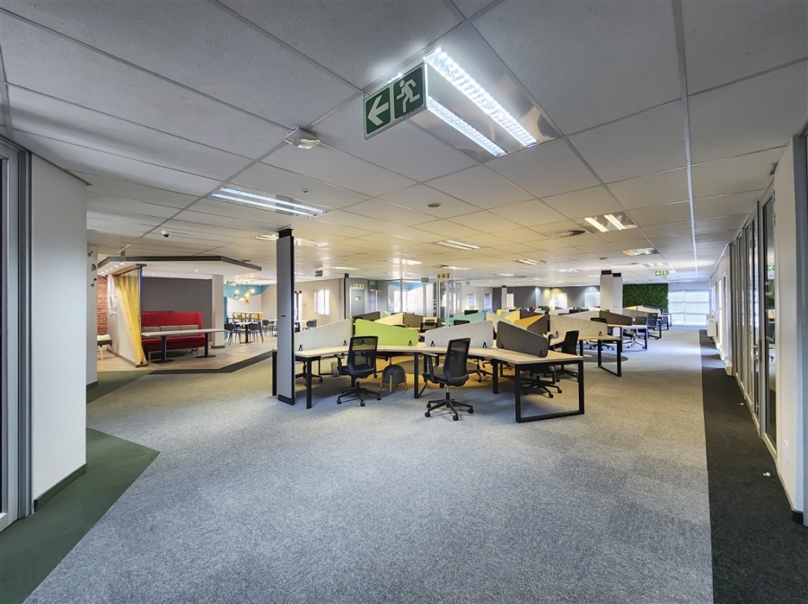 To Let Commercial Property for Rent in Strubensvallei Gauteng