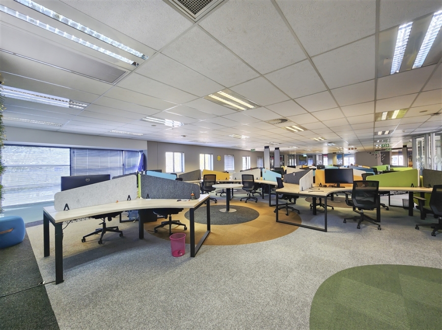 To Let Commercial Property for Rent in Strubensvallei Gauteng