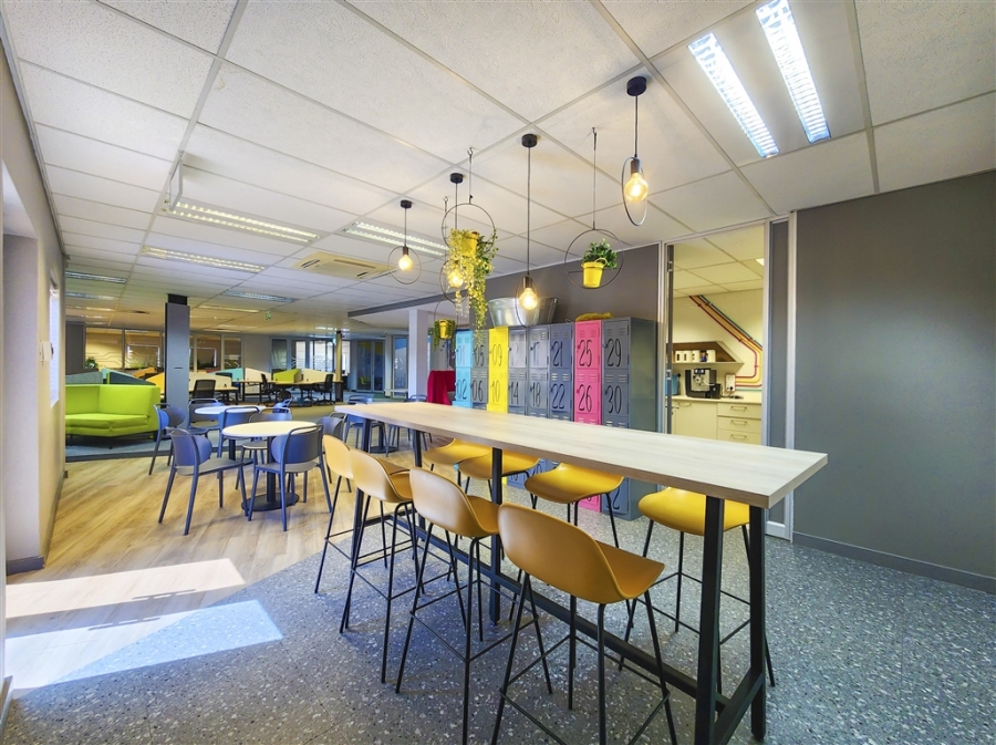 To Let Commercial Property for Rent in Strubensvallei Gauteng