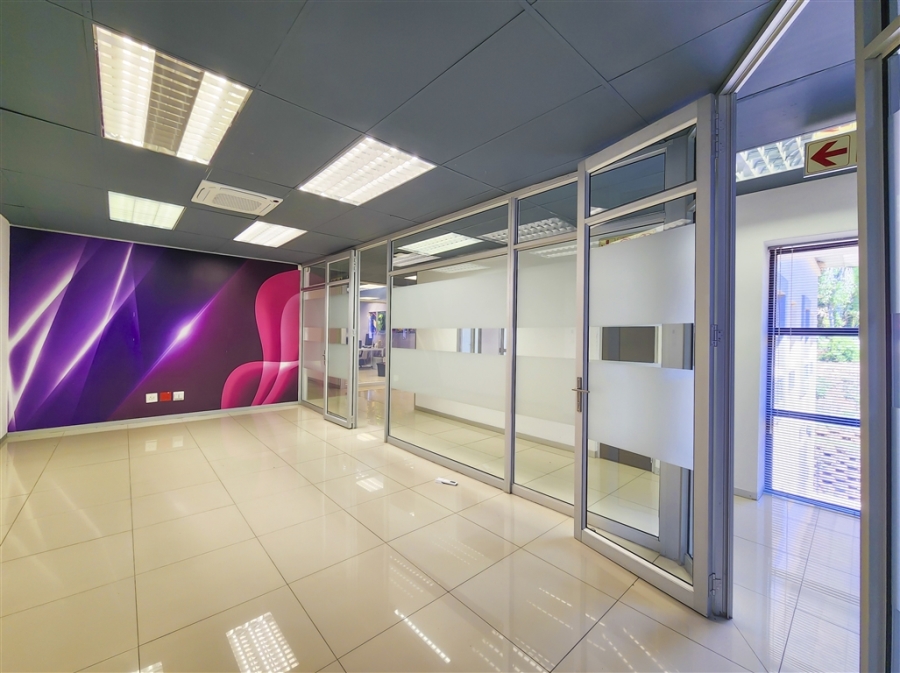To Let Commercial Property for Rent in Strubensvallei Gauteng