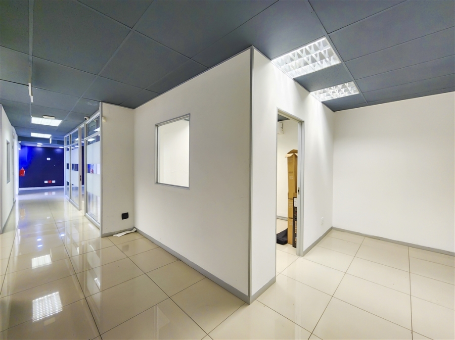 To Let Commercial Property for Rent in Strubensvallei Gauteng