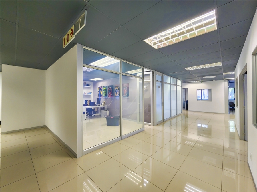 To Let Commercial Property for Rent in Strubensvallei Gauteng
