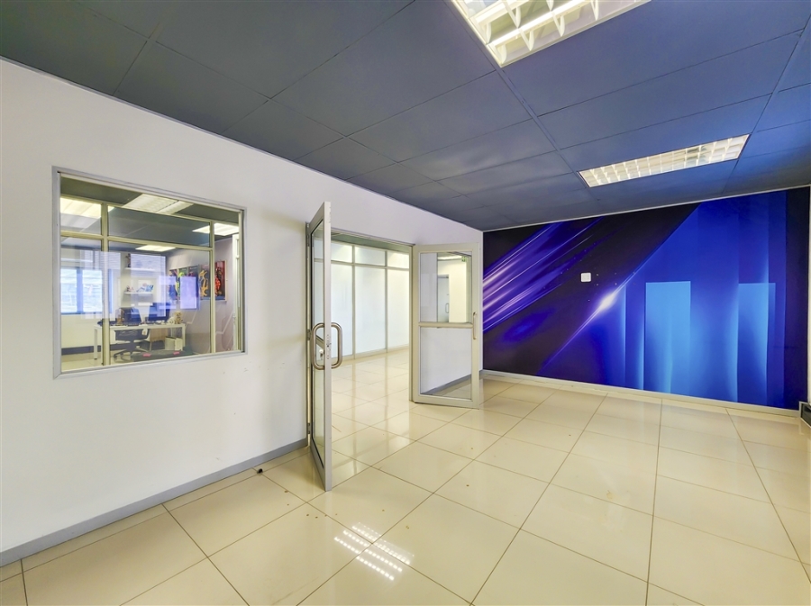 To Let Commercial Property for Rent in Strubensvallei Gauteng