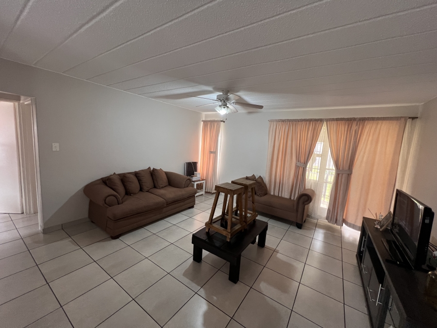 To Let 2 Bedroom Property for Rent in Meyersdal Gauteng