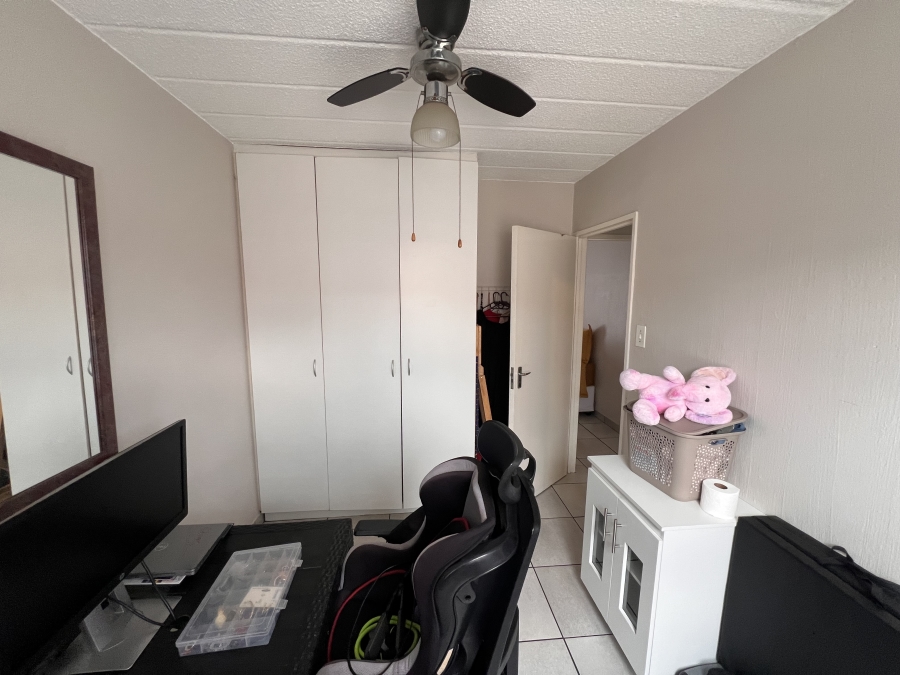 To Let 2 Bedroom Property for Rent in Meyersdal Gauteng
