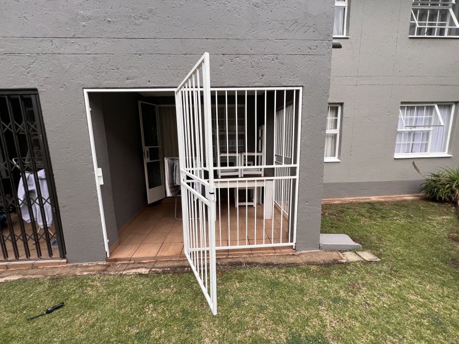 To Let 2 Bedroom Property for Rent in Meyersdal Gauteng