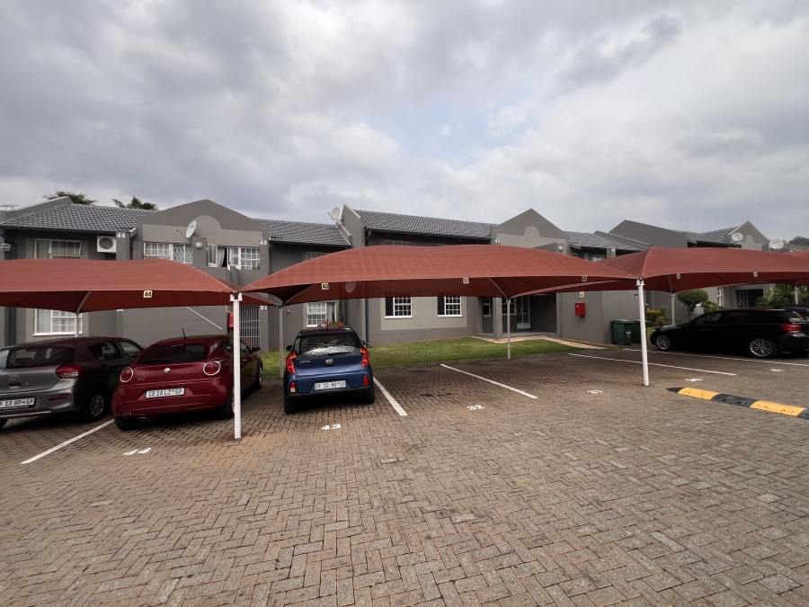 To Let 2 Bedroom Property for Rent in Meyersdal Gauteng