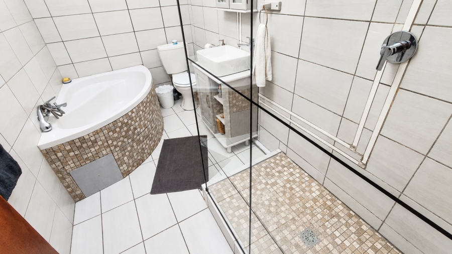 3 Bedroom Property for Sale in Sinoville Gauteng