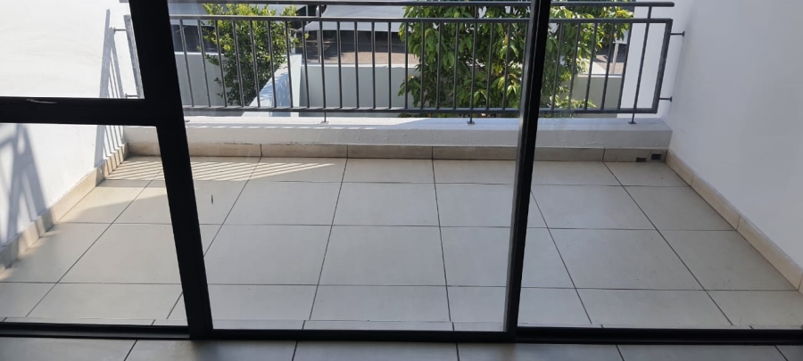 To Let 3 Bedroom Property for Rent in Greenstone Hill Gauteng